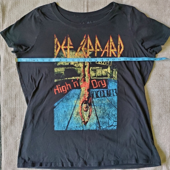 Def Leppard T-Shirt - Picture 3 of 8